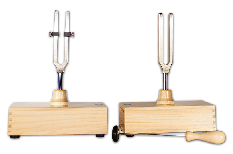 Tuning forks with resonance case for schools - Arno Barthelmes
